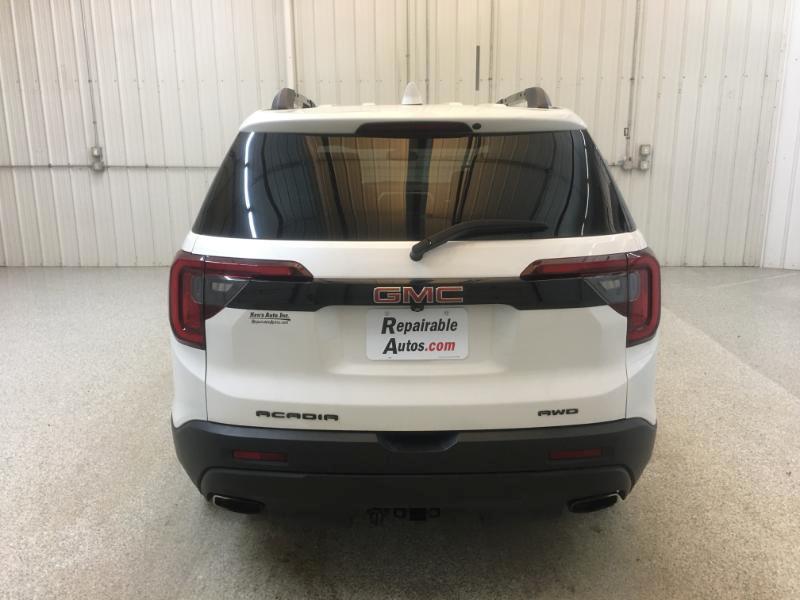 GMC Acadia  2021