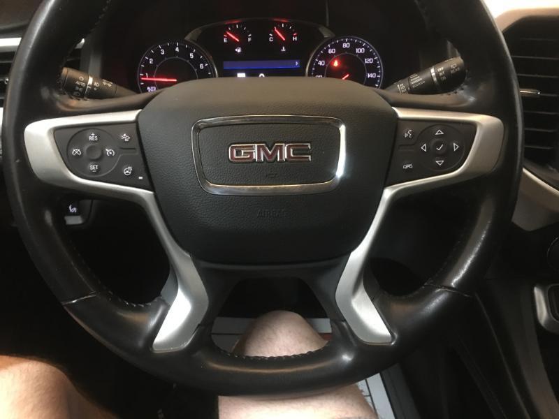 GMC Acadia  2021