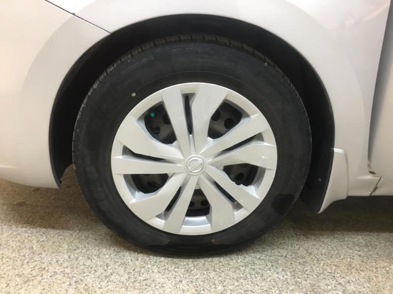 Nissan Versa  2022