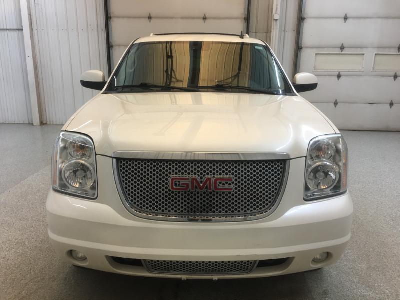 GMC Yukon Denali  2013
