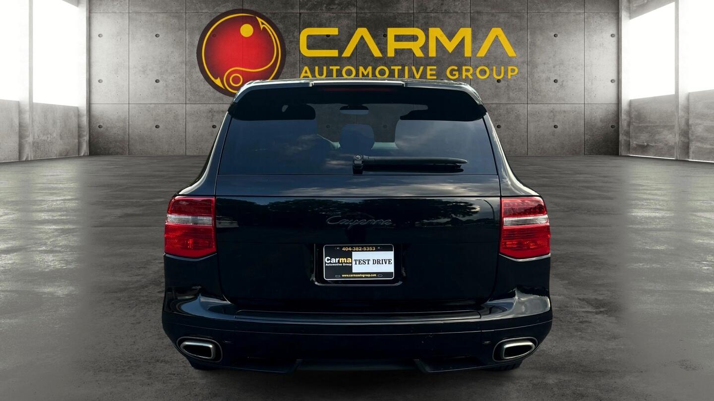 2010 Porsche Cayenne photo 3