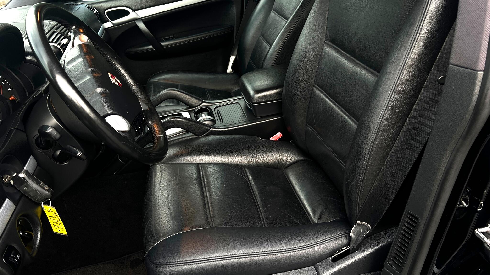 2010 Porsche Cayenne photo 30