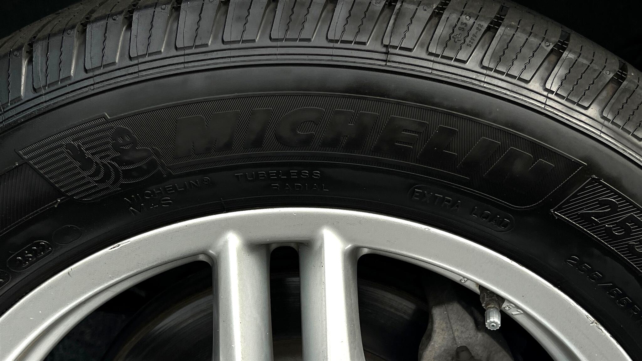 2010 Porsche Cayenne photo 33