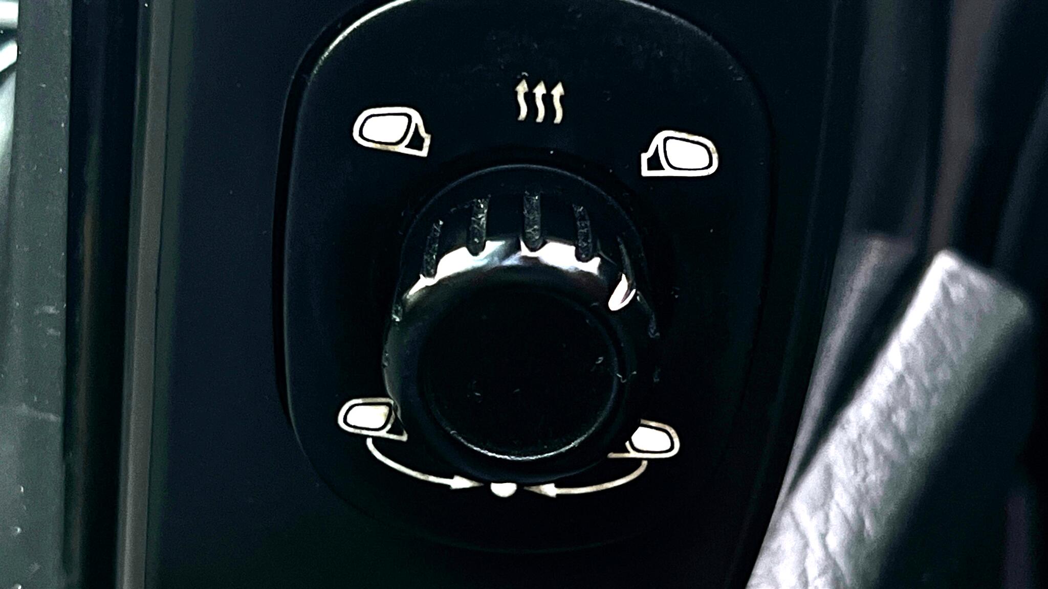 2010 Porsche Cayenne photo 35