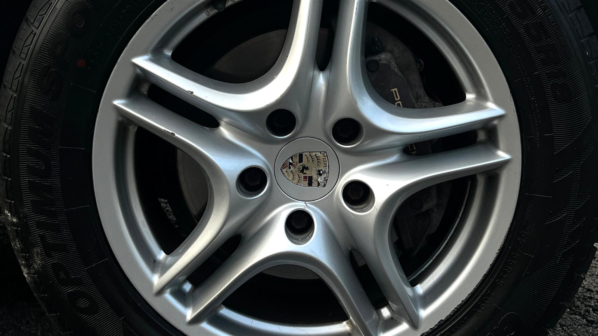 2010 Porsche Cayenne photo 38