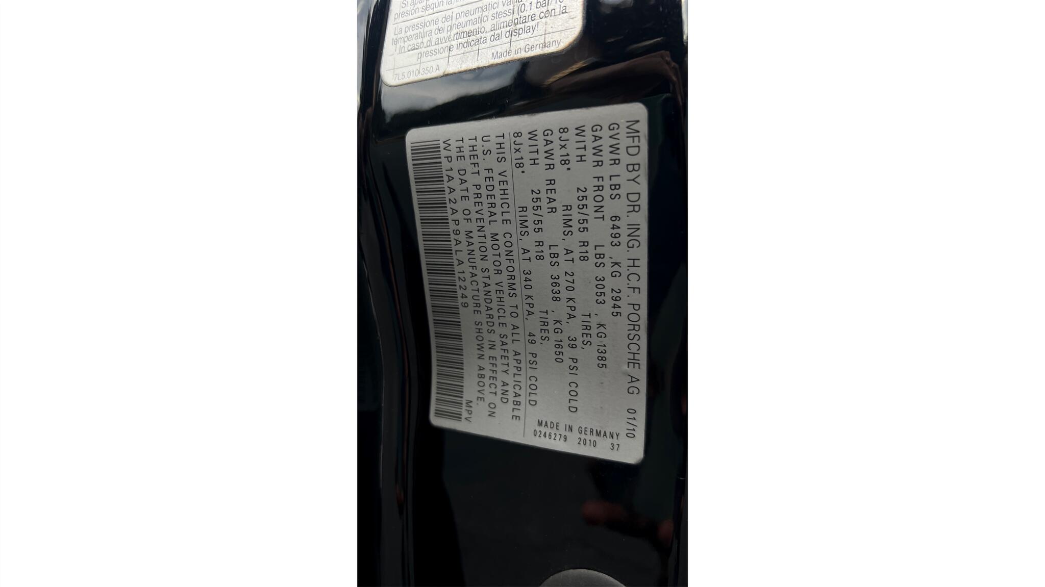 2010 Porsche Cayenne photo 40