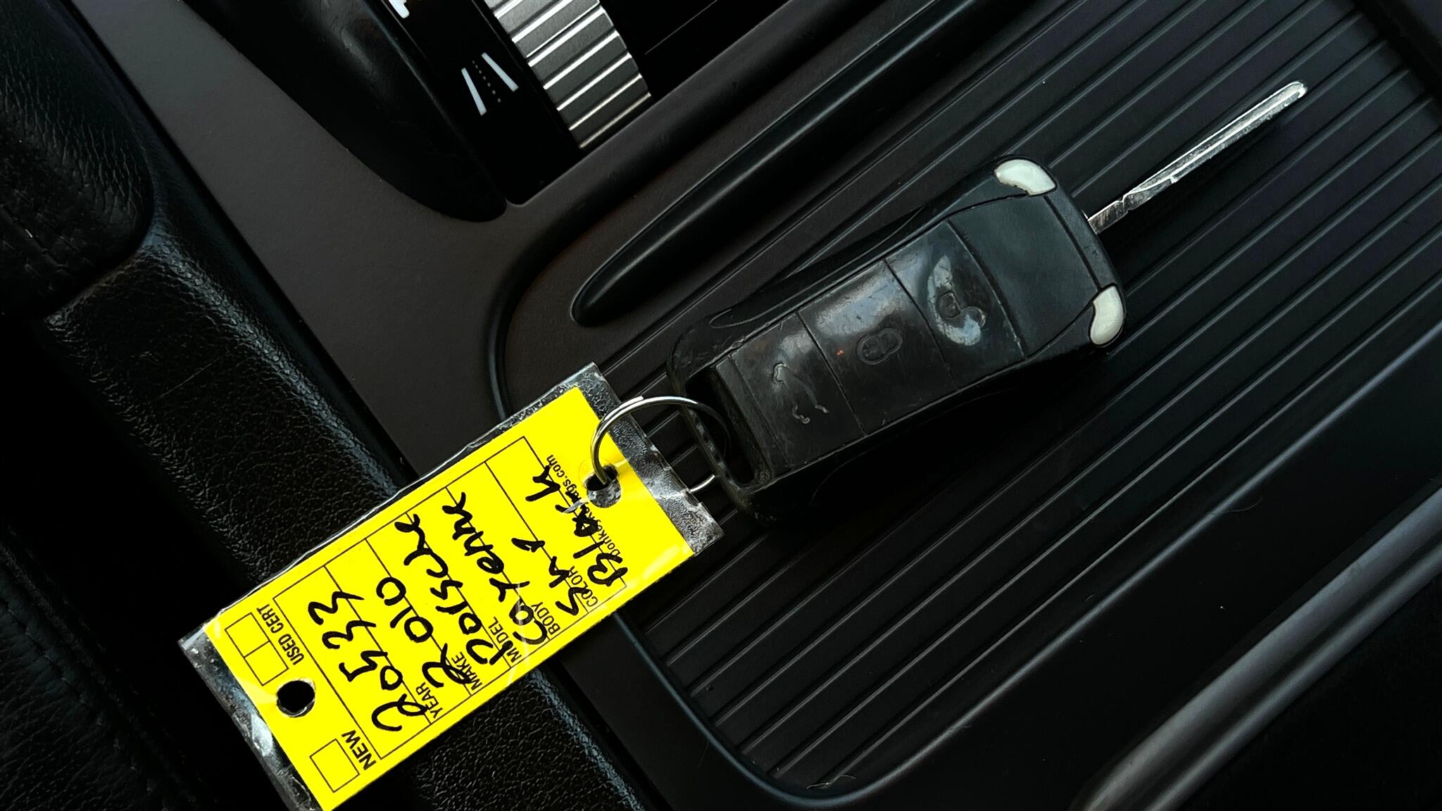2010 Porsche Cayenne photo 42