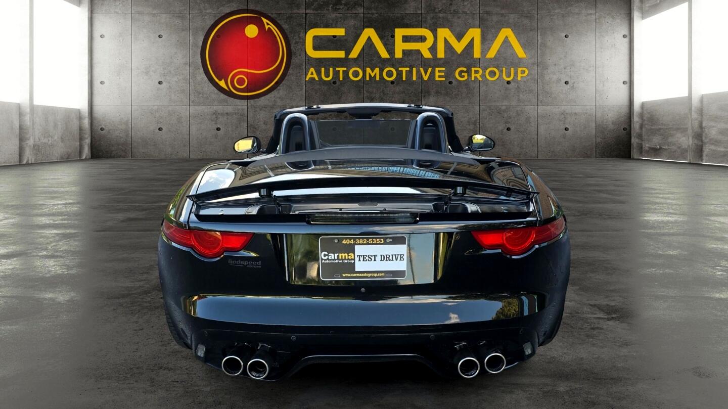 2016 Jaguar F-TYPE R photo 4