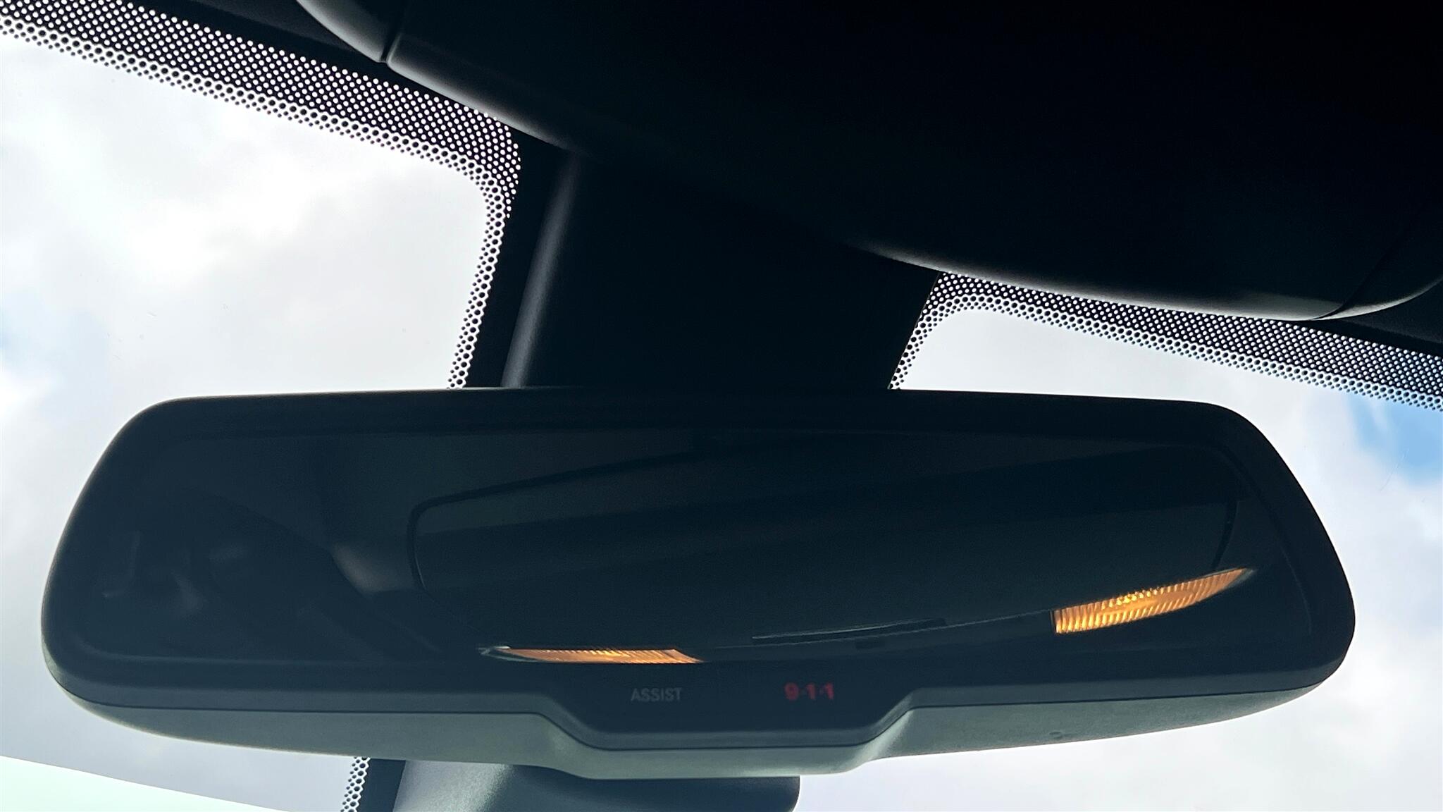 2016 Dodge Charger R/T photo 16