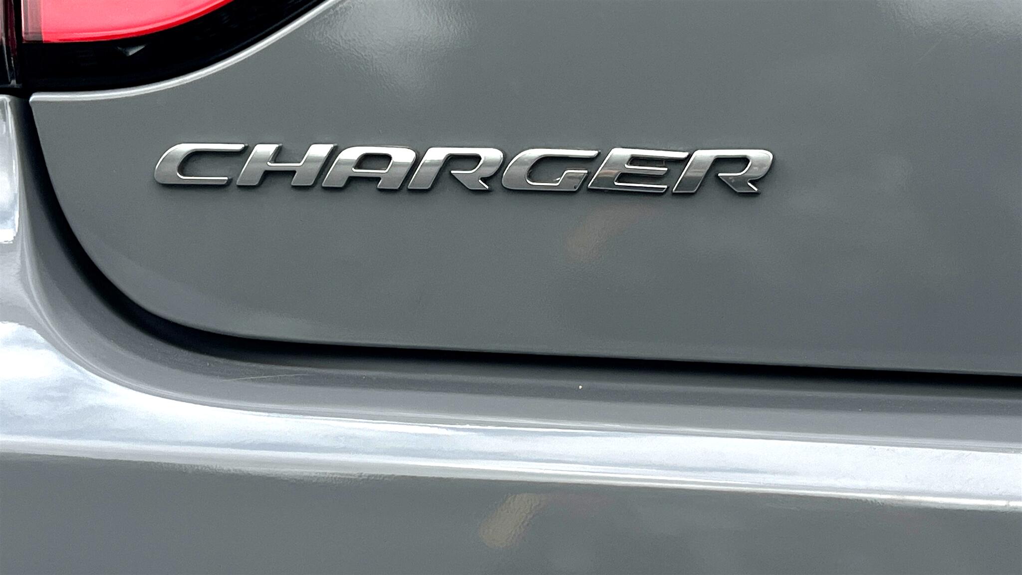 2016 Dodge Charger R/T photo 36