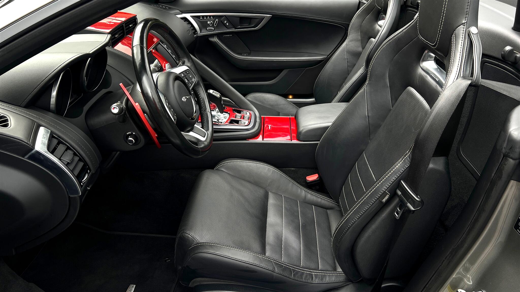 2018 Jaguar F-TYPE photo 9