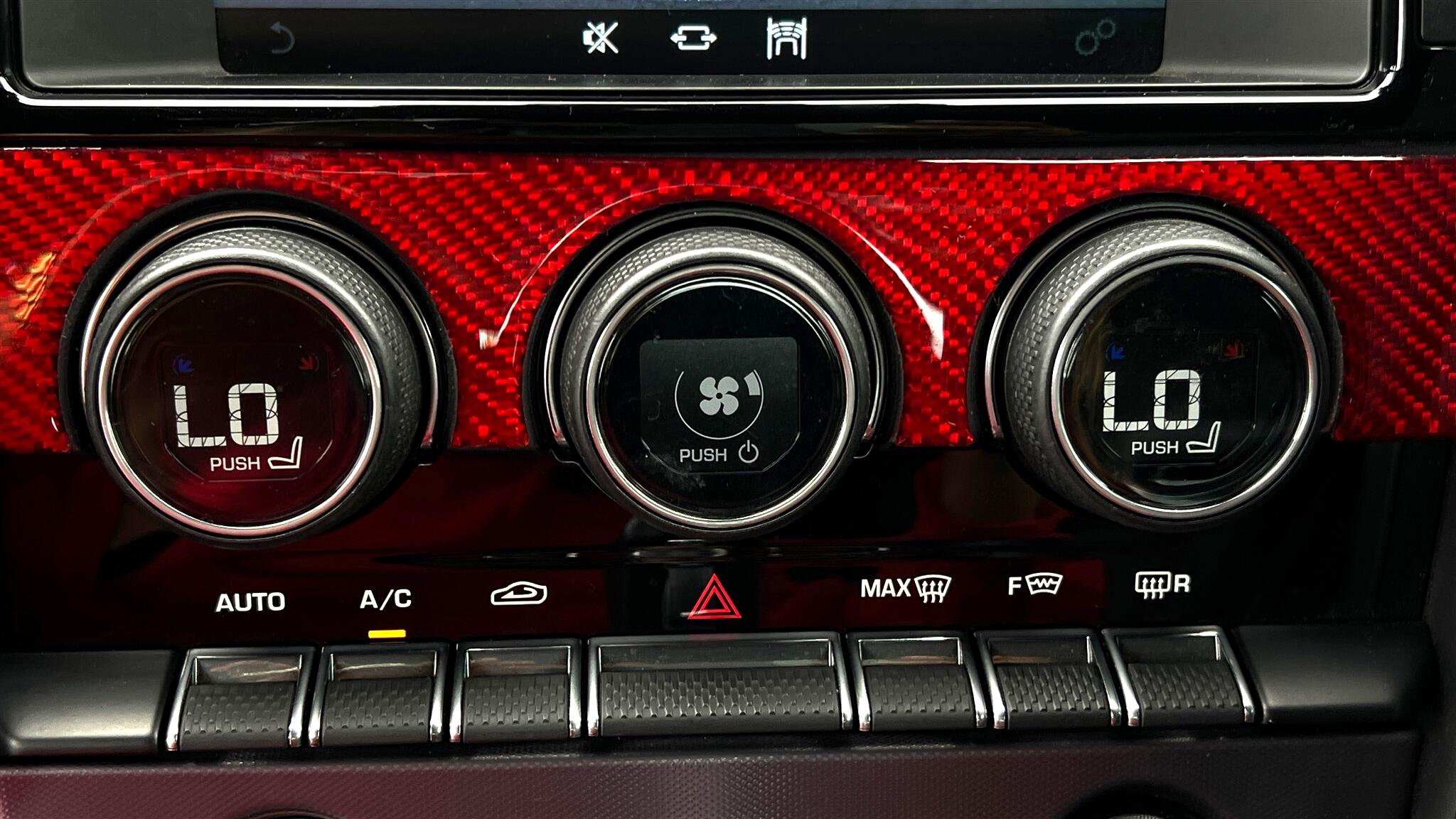 2018 Jaguar F-TYPE photo 23