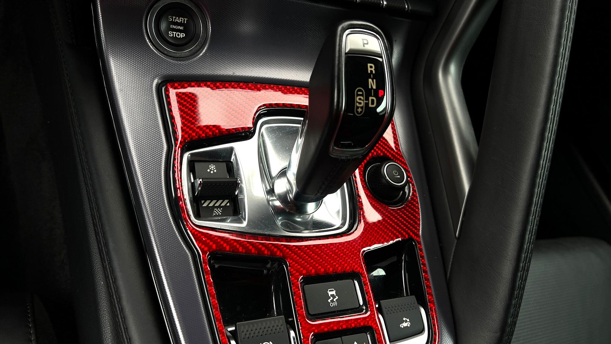 2018 Jaguar F-TYPE photo 24