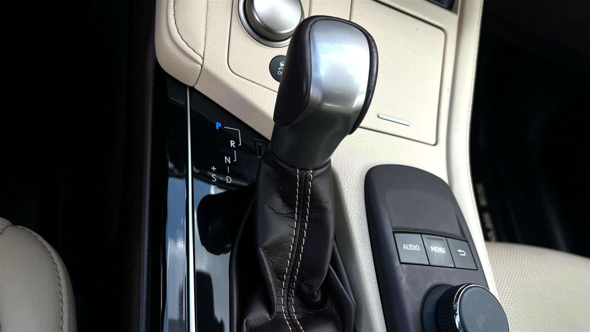 2018 Lexus ES 350 photo 23