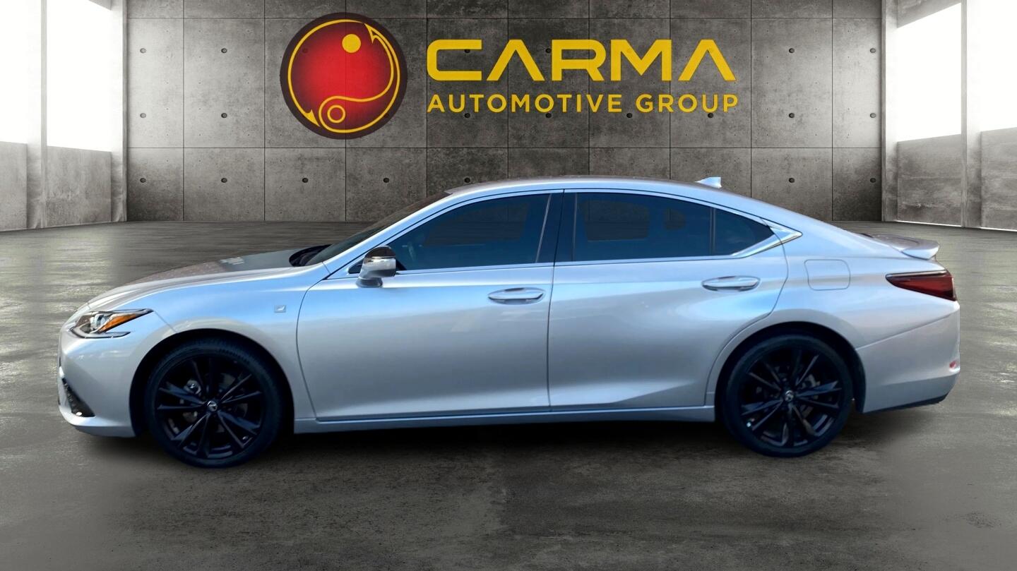 2022 Lexus ES 350 F SPORT photo 2