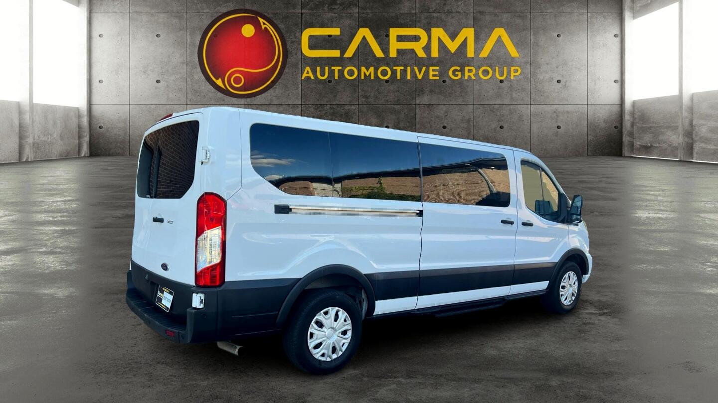 2022 Ford Transit Passenger XLT Van photo 2
