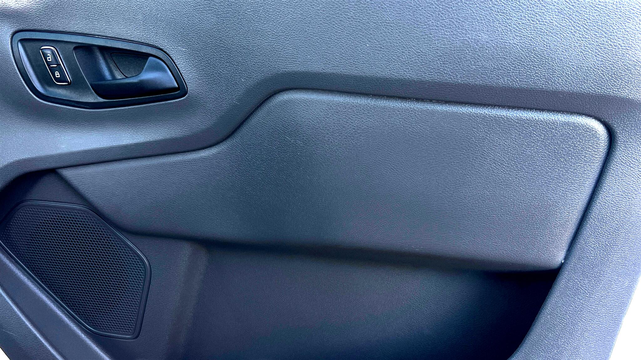 2022 Ford Transit Passenger XLT Van photo 15