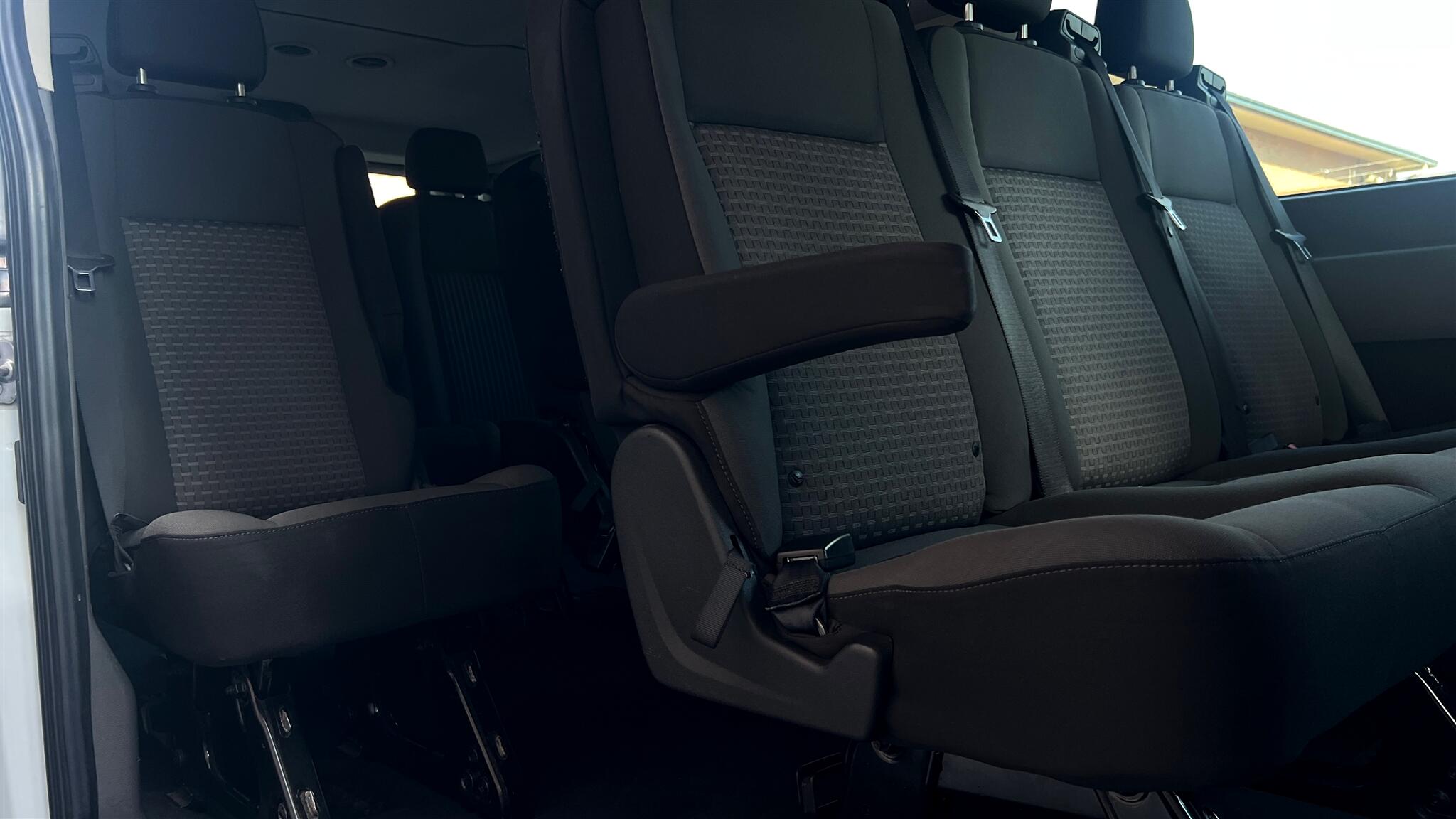 2022 Ford Transit Passenger XLT Van photo 30