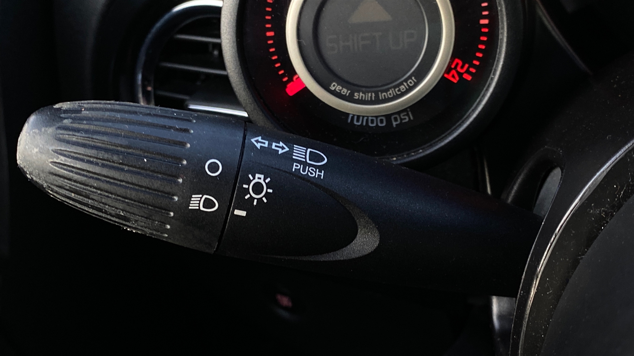 2013 Fiat 500 Abarth photo 14