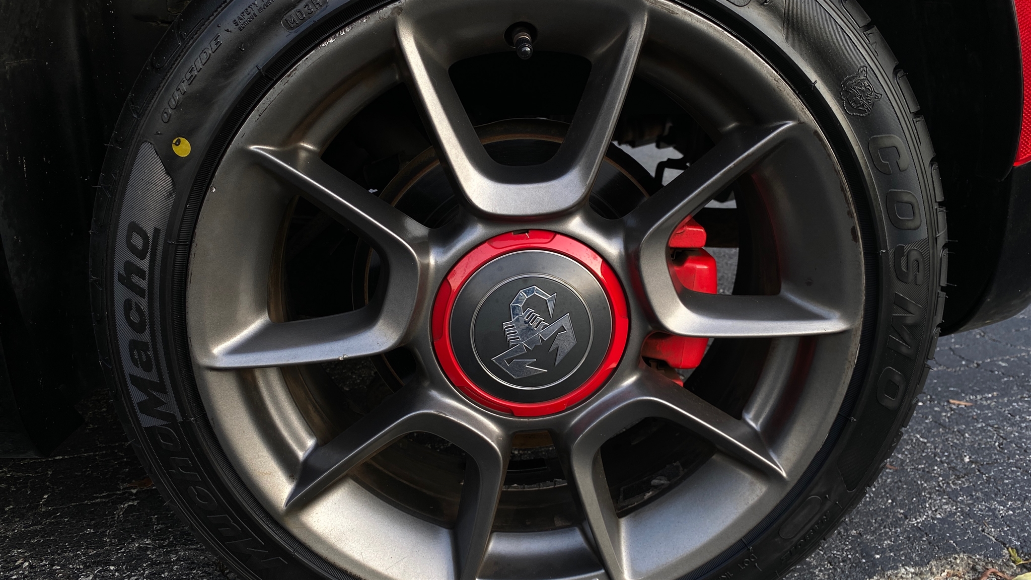 2013 Fiat 500 Abarth photo 27