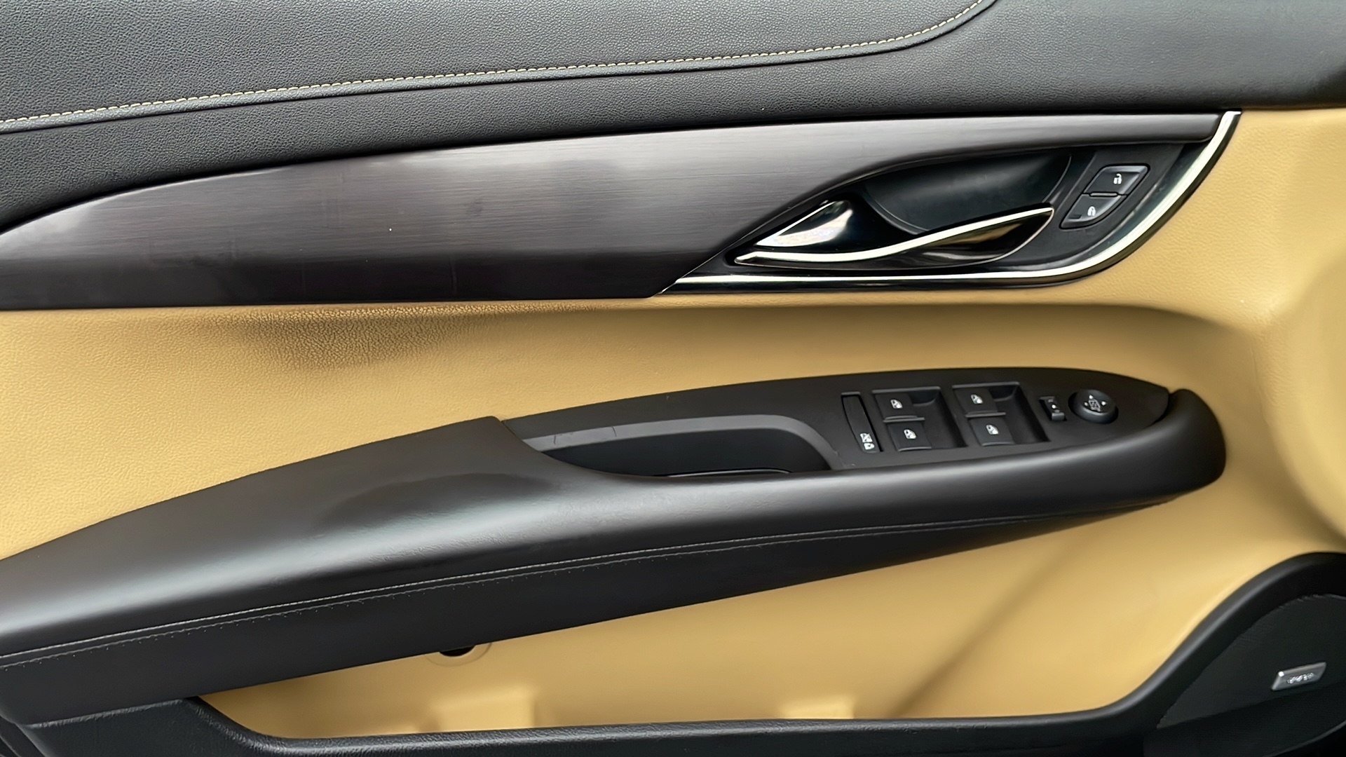 2013 Cadillac ATS 2.5L Base photo 28