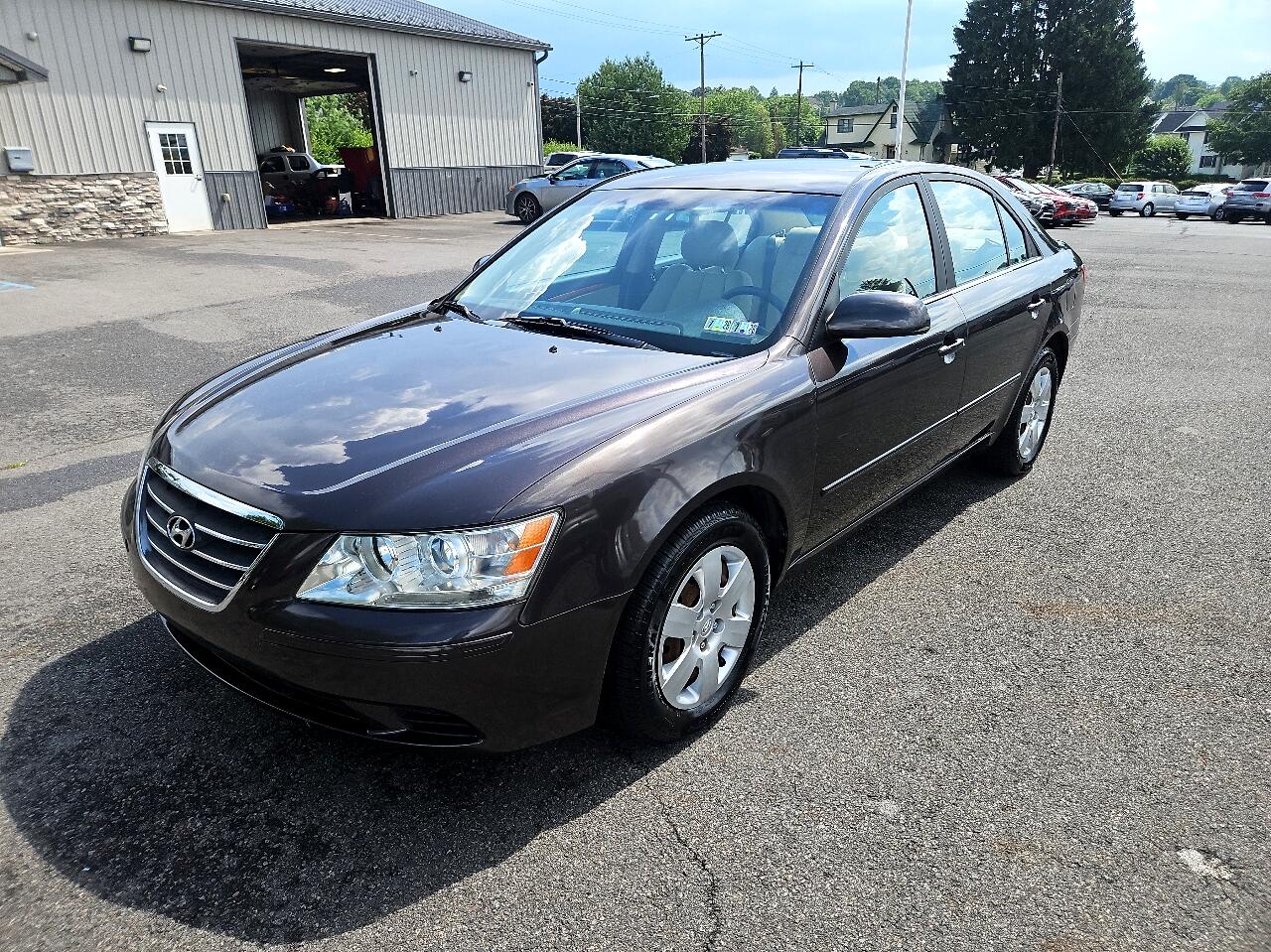 Hyundai Sonata 4dr Sdn I4 Auto GLS PZEV 2010 Hyundai Sonata 4dr Sdn I4 Auto GLS PZEV 2010