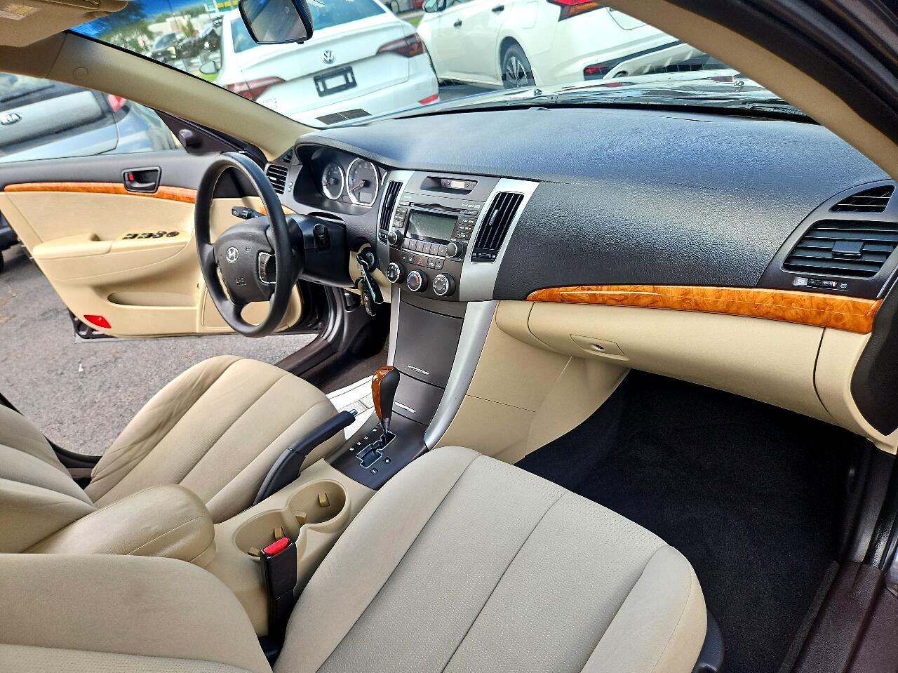 Hyundai Sonata 4dr Sdn I4 Auto GLS PZEV 2010 Hyundai Sonata 4dr Sdn I4 Auto GLS PZEV 2010