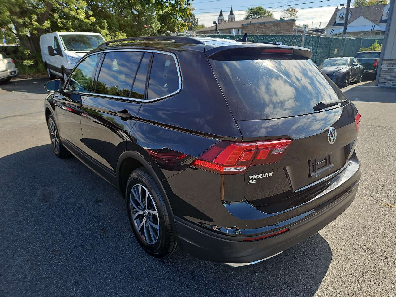 Volkswagen Tiguan 2.0T SE 4MOTION 2019 Volkswagen Tiguan 2.0T SE 4MOTION 2019