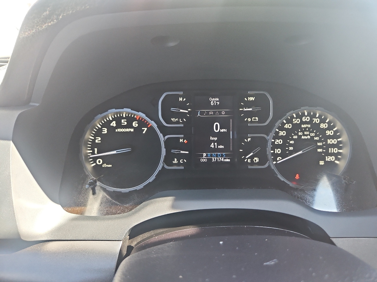 Toyota Tundra 4WD SR5 CrewMax 5.5' Bed 5.7L (Natl) 2020 Toyota Tundra 4WD SR5 CrewMax 5.5' Bed 5.7L (Natl) 2020