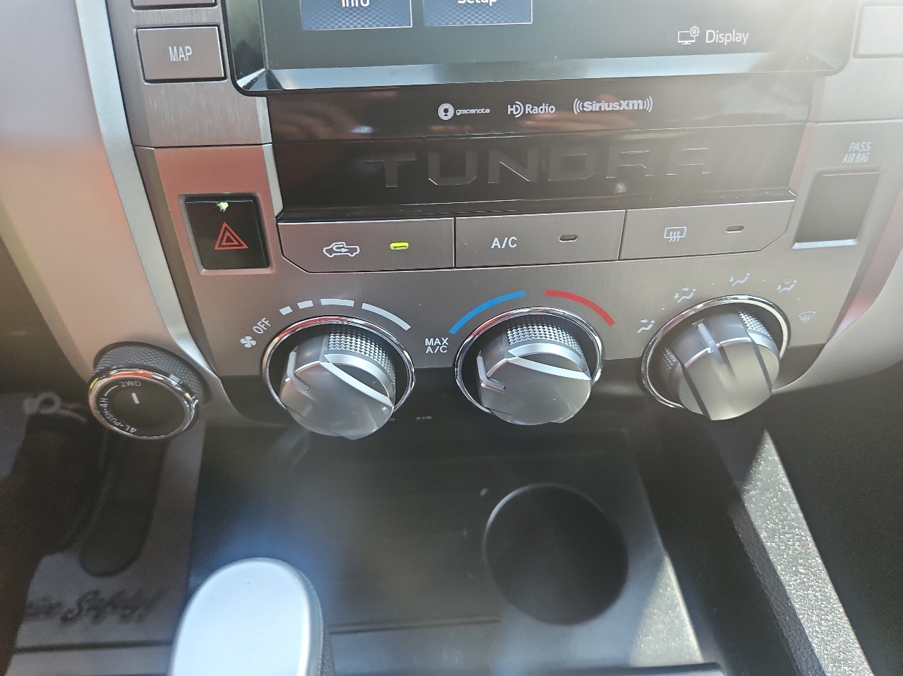 Toyota Tundra 4WD SR5 CrewMax 5.5' Bed 5.7L (Natl) 2020 Toyota Tundra 4WD SR5 CrewMax 5.5' Bed 5.7L (Natl) 2020
