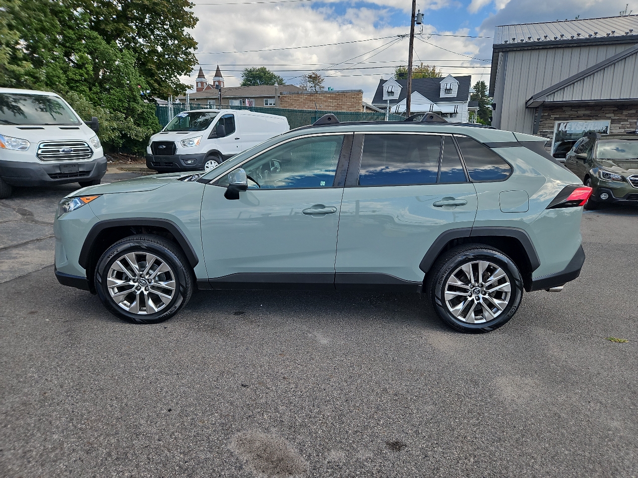Toyota RAV4 XLE Premium AWD (Natl) 2019 Toyota RAV4 XLE Premium AWD (Natl) 2019