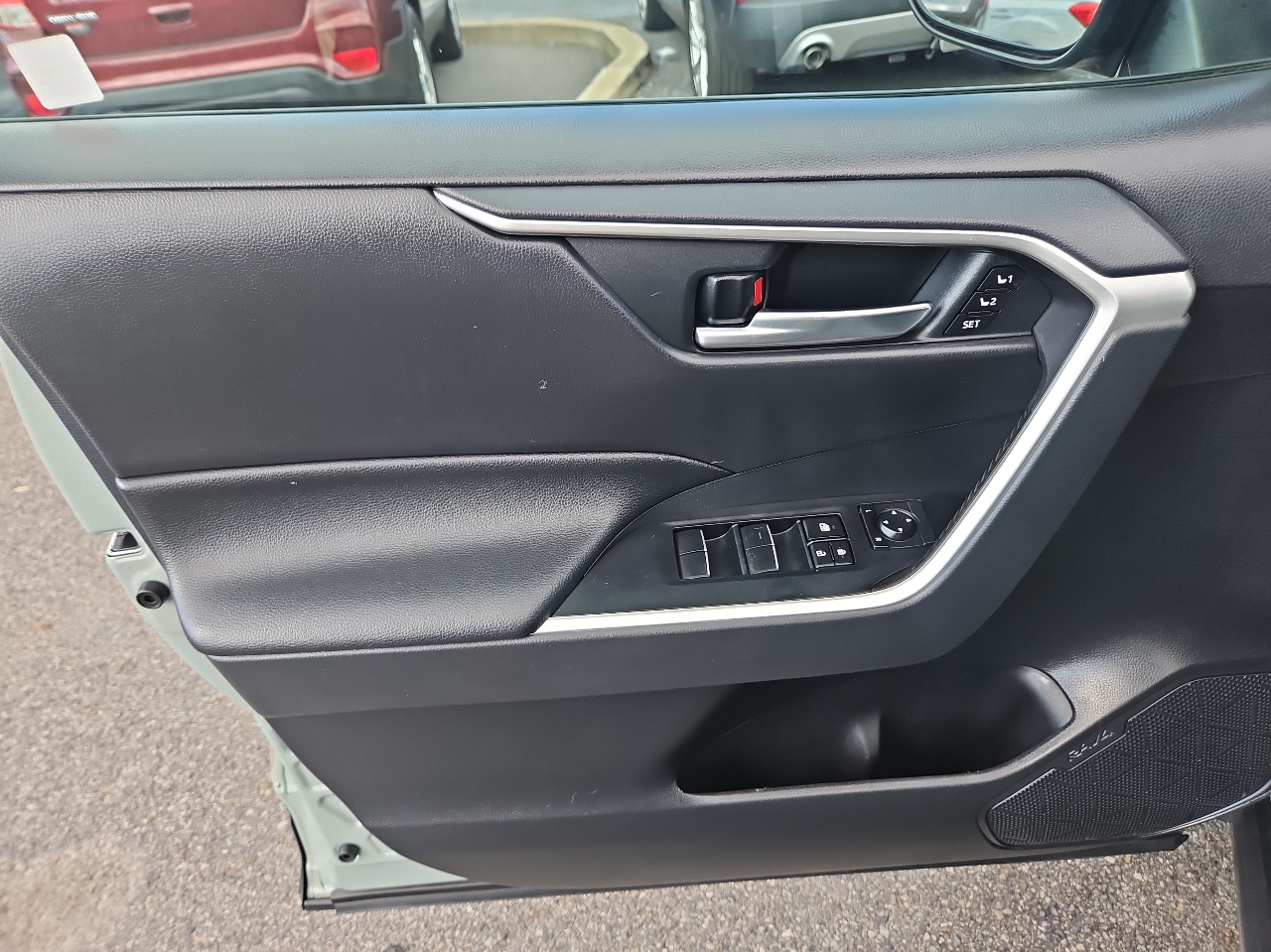 Toyota RAV4 XLE Premium AWD (Natl) 2019 Toyota RAV4 XLE Premium AWD (Natl) 2019
