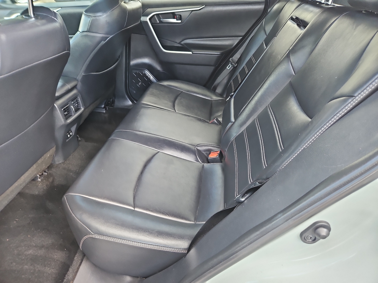 Toyota RAV4 XLE Premium AWD (Natl) 2019 Toyota RAV4 XLE Premium AWD (Natl) 2019