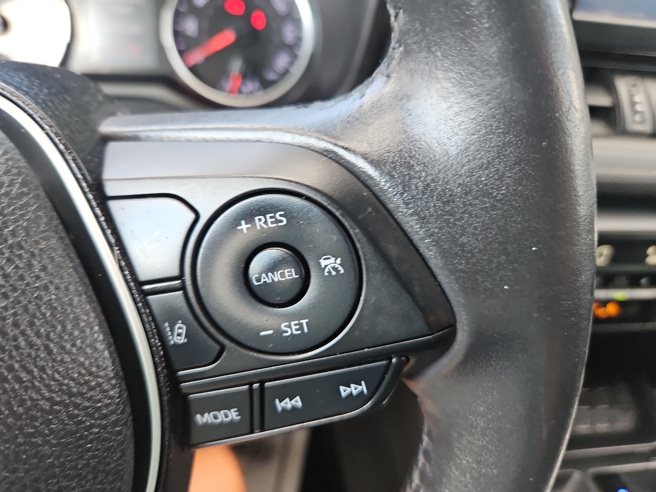 Toyota RAV4 XLE Premium AWD (Natl) 2019 Toyota RAV4 XLE Premium AWD (Natl) 2019