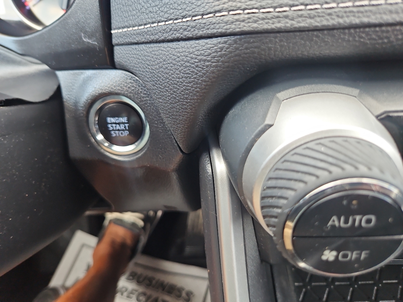 Toyota RAV4 XLE Premium AWD (Natl) 2019 Toyota RAV4 XLE Premium AWD (Natl) 2019