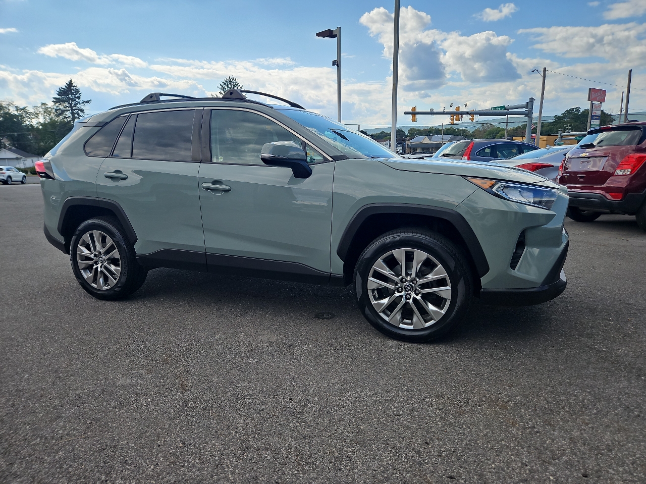 Toyota RAV4 XLE Premium AWD (Natl) 2019 Toyota RAV4 XLE Premium AWD (Natl) 2019