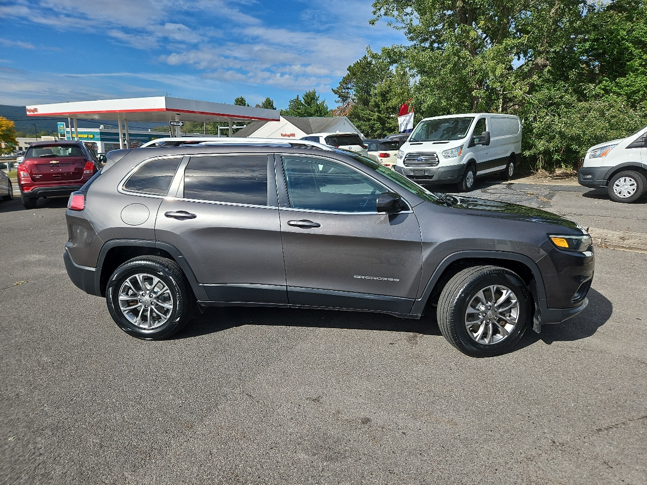 Jeep Cherokee Latitude Plus 4x4 2019 Jeep Cherokee Latitude Plus 4x4 2019