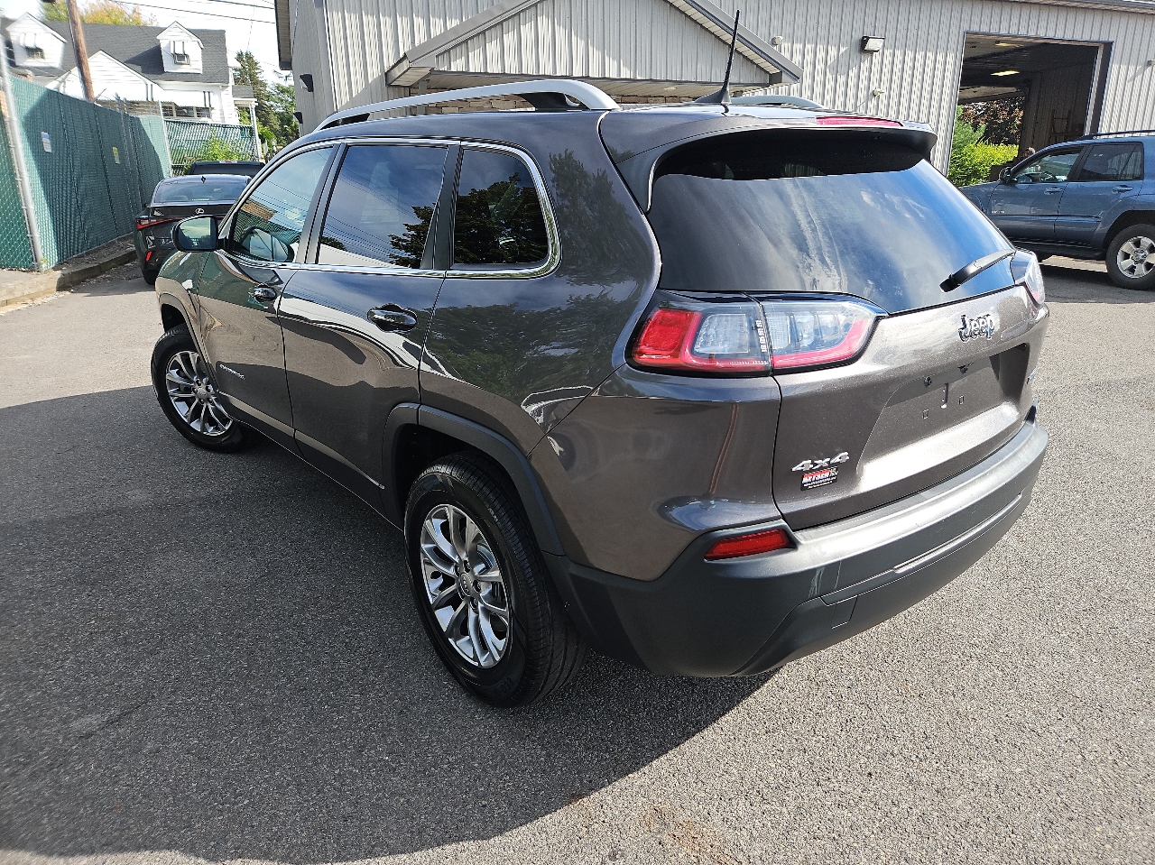 Jeep Cherokee Latitude Plus 4x4 2019 Jeep Cherokee Latitude Plus 4x4 2019