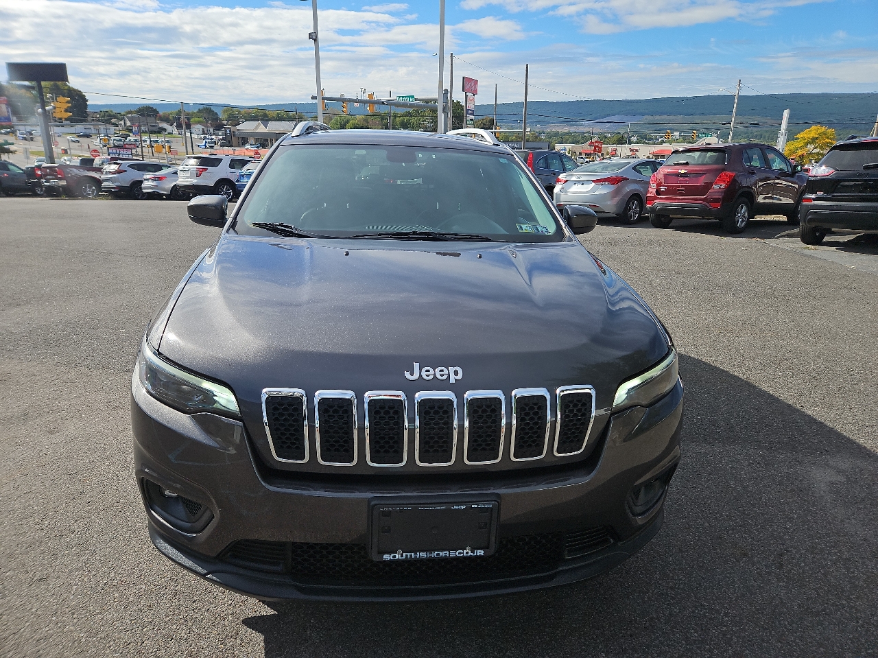 Jeep Cherokee Latitude Plus 4x4 2019 Jeep Cherokee Latitude Plus 4x4 2019