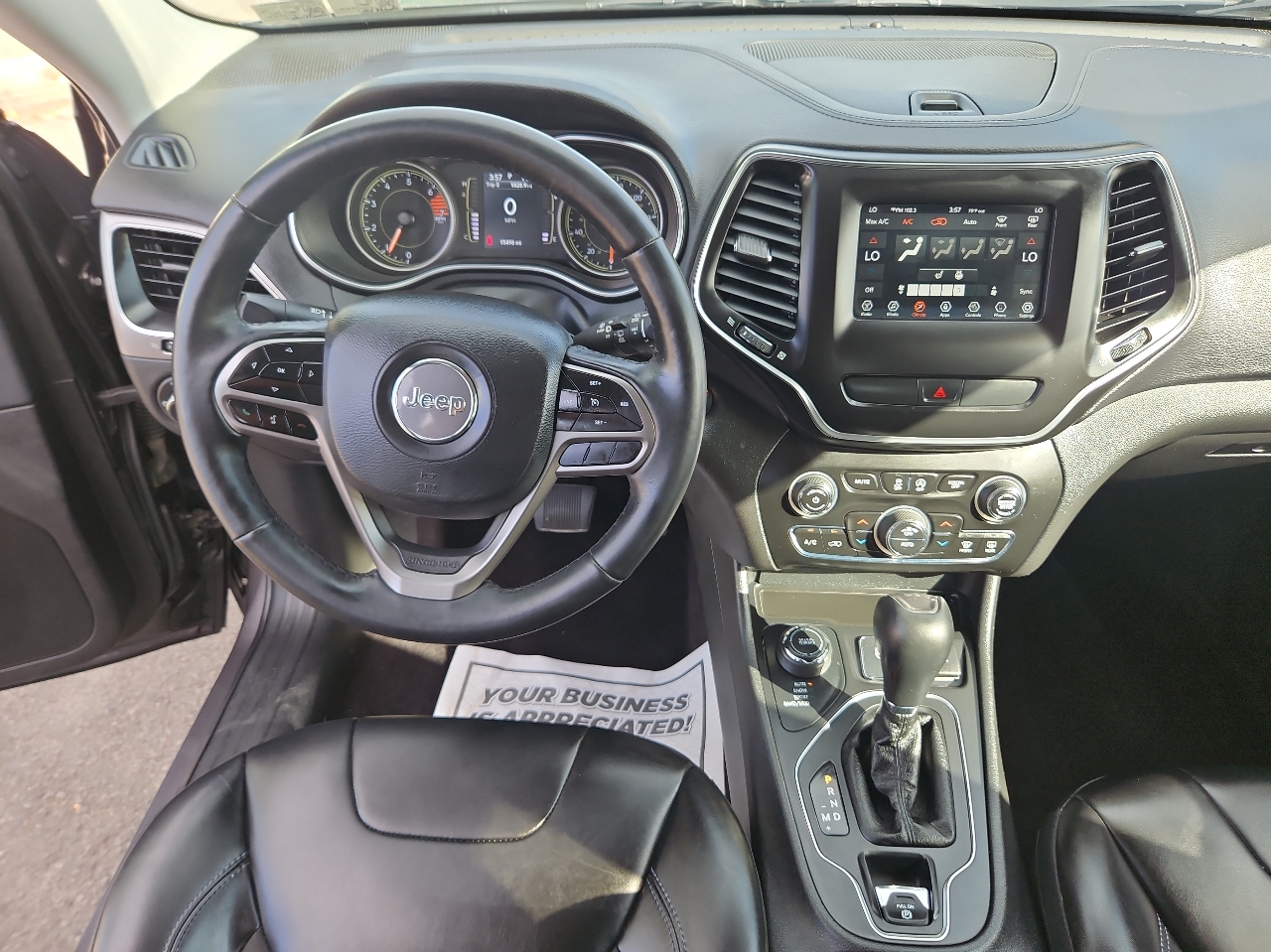 Jeep Cherokee Latitude Plus 4x4 2019 Jeep Cherokee Latitude Plus 4x4 2019