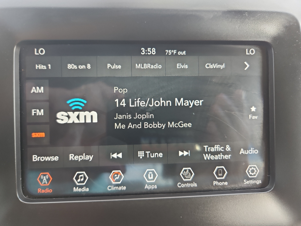 Jeep Cherokee Latitude Plus 4x4 2019 Jeep Cherokee Latitude Plus 4x4 2019