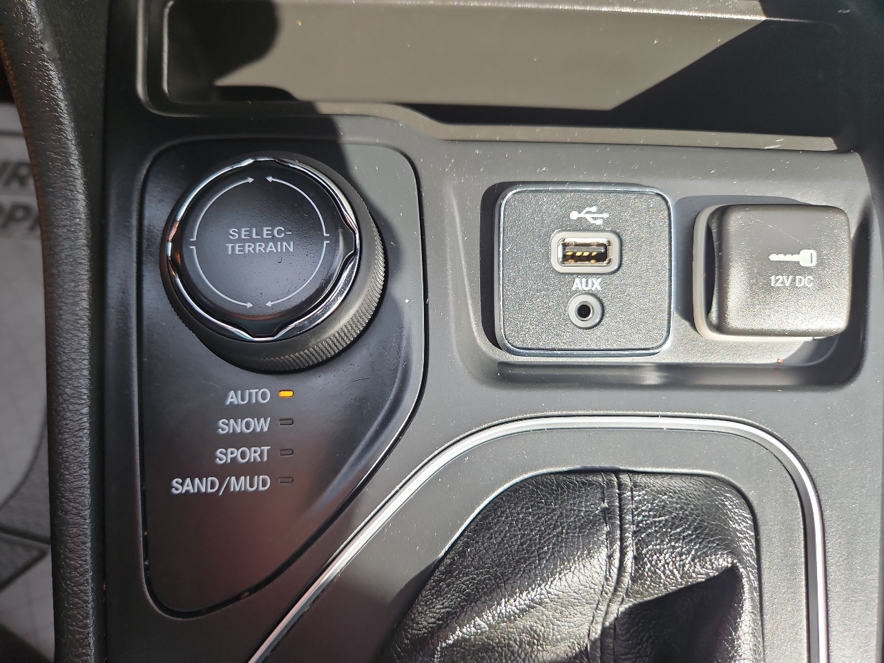 Jeep Cherokee Latitude Plus 4x4 2019 Jeep Cherokee Latitude Plus 4x4 2019