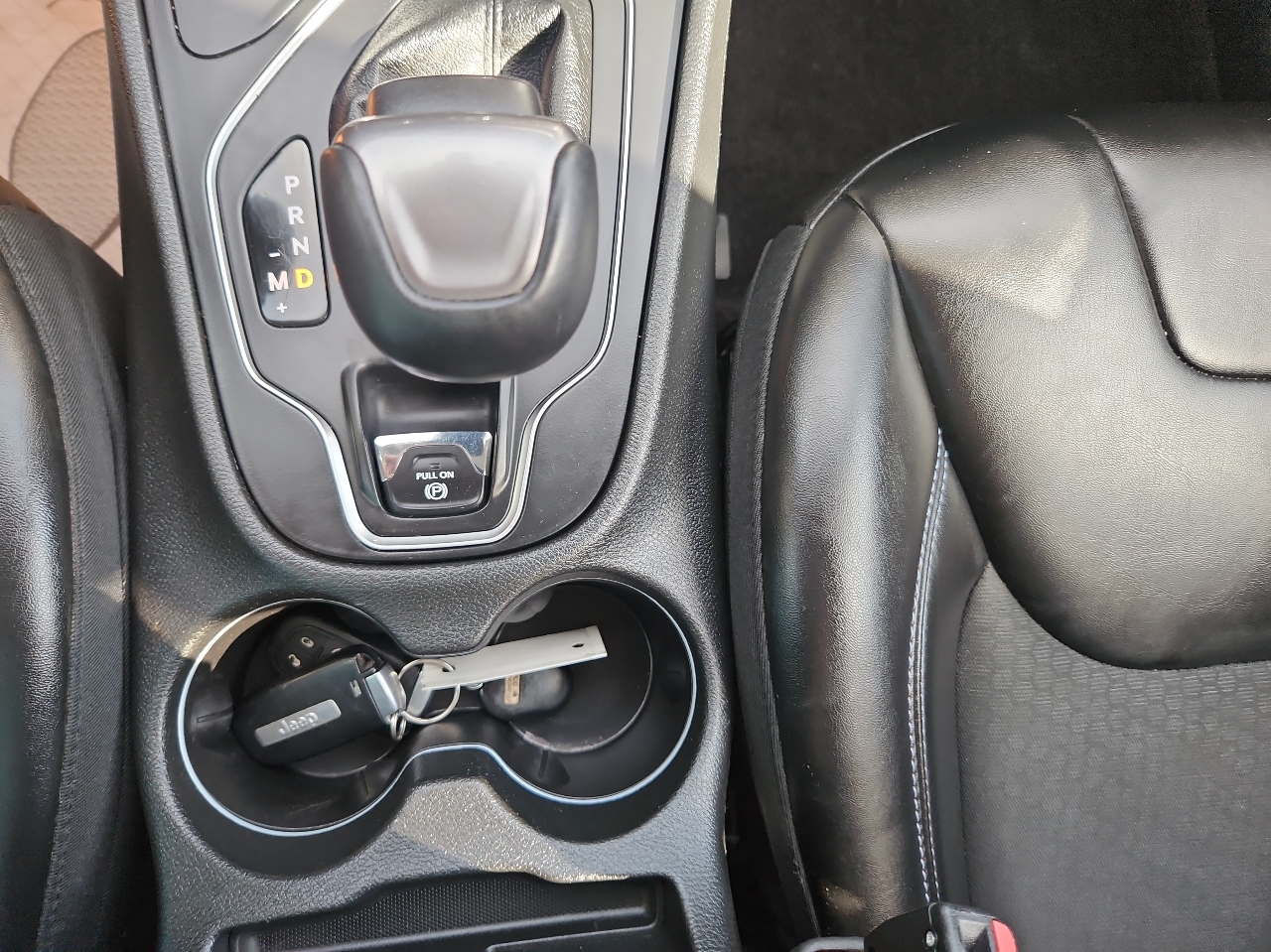 Jeep Cherokee Latitude Plus 4x4 2019 Jeep Cherokee Latitude Plus 4x4 2019