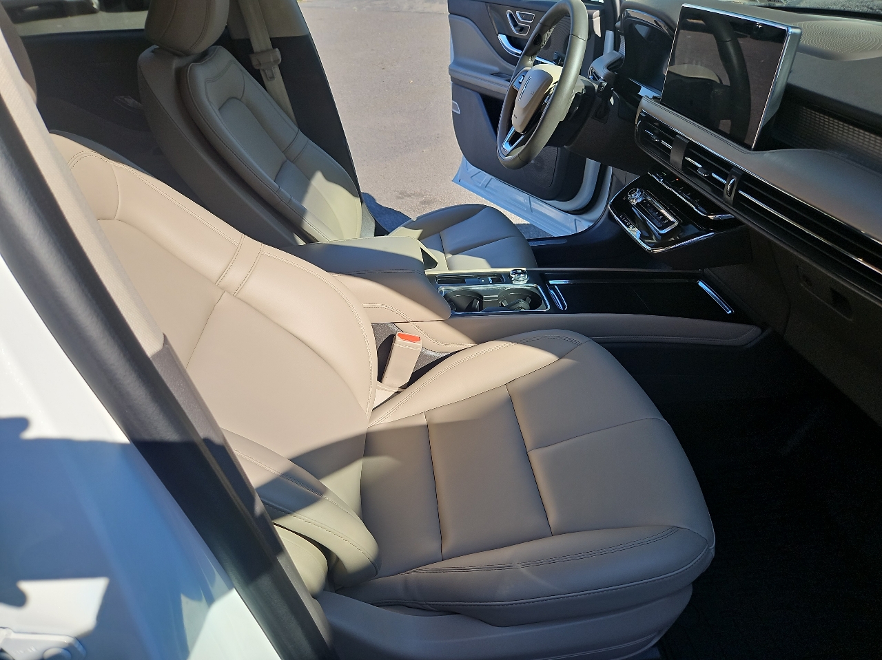 Lincoln Corsair Standard AWD 2023 Lincoln Corsair Standard AWD 2023