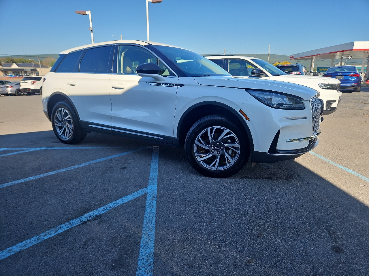 Lincoln Corsair Standard AWD 2023 Lincoln Corsair Standard AWD 2023