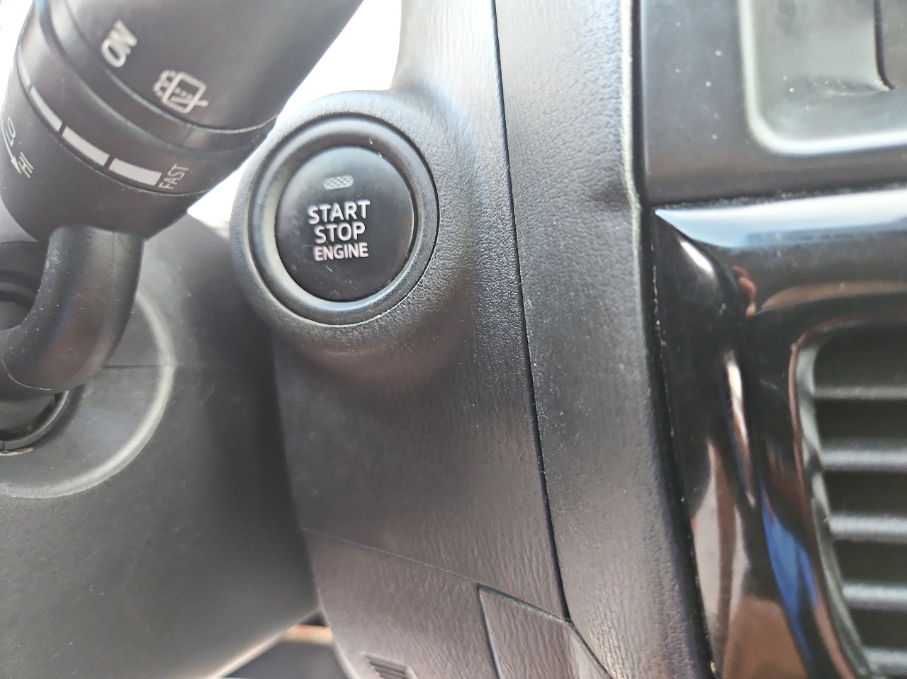 2014 Mazda CX-5 Sport photo 27