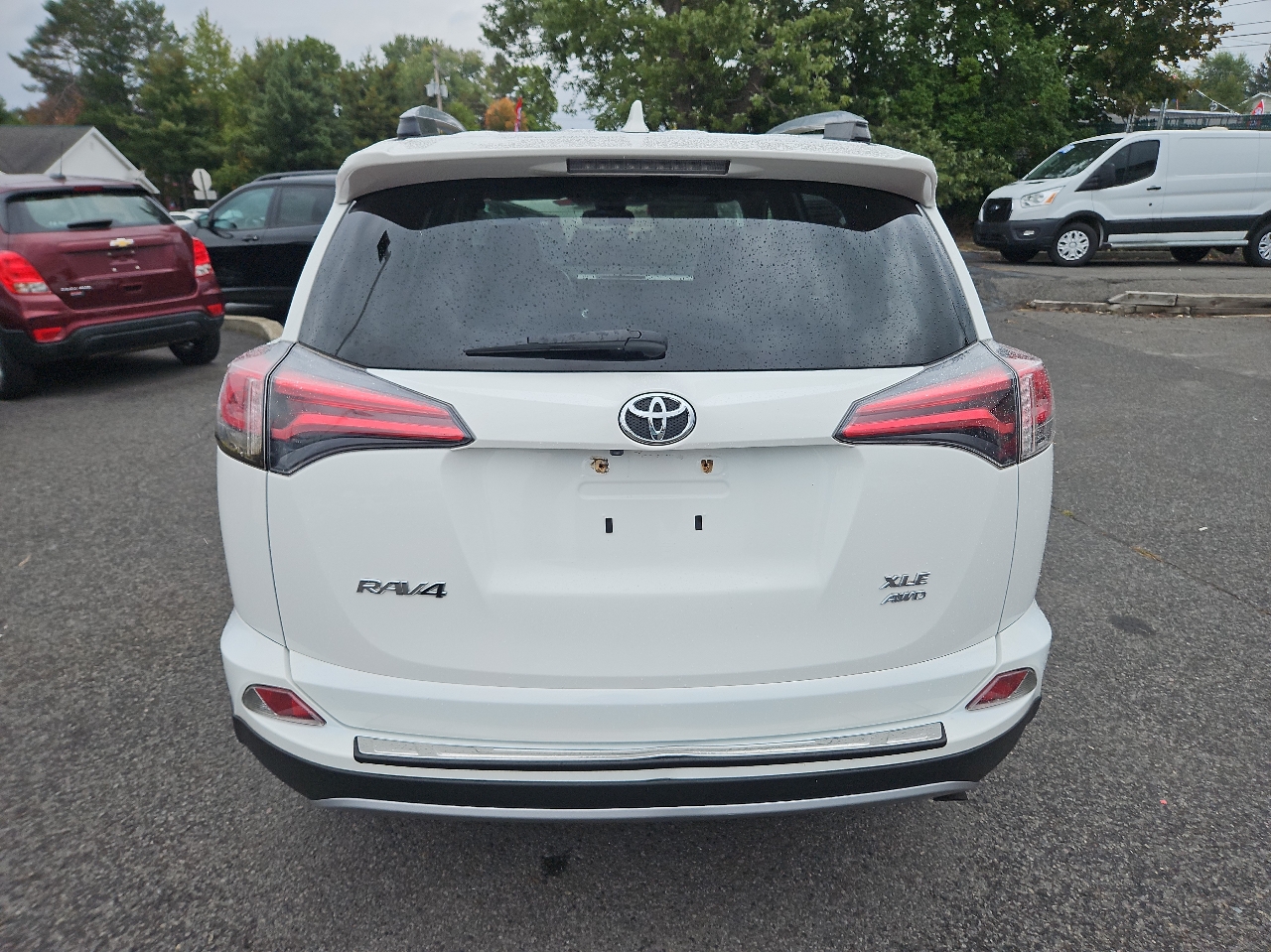 2018 Toyota RAV4 Adventure XLE photo 3