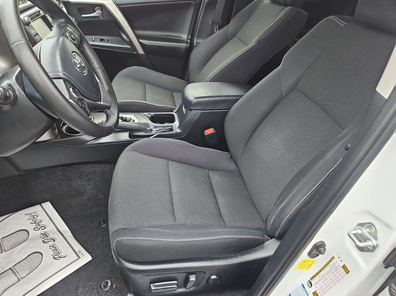2018 Toyota RAV4 Adventure XLE photo 13