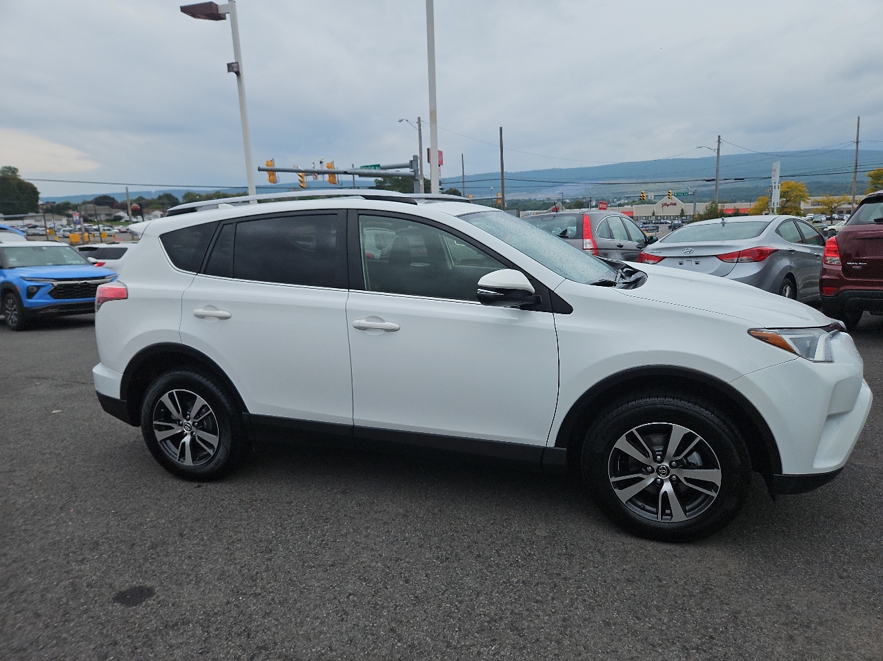 2018 Toyota RAV4 Adventure XLE photo 38