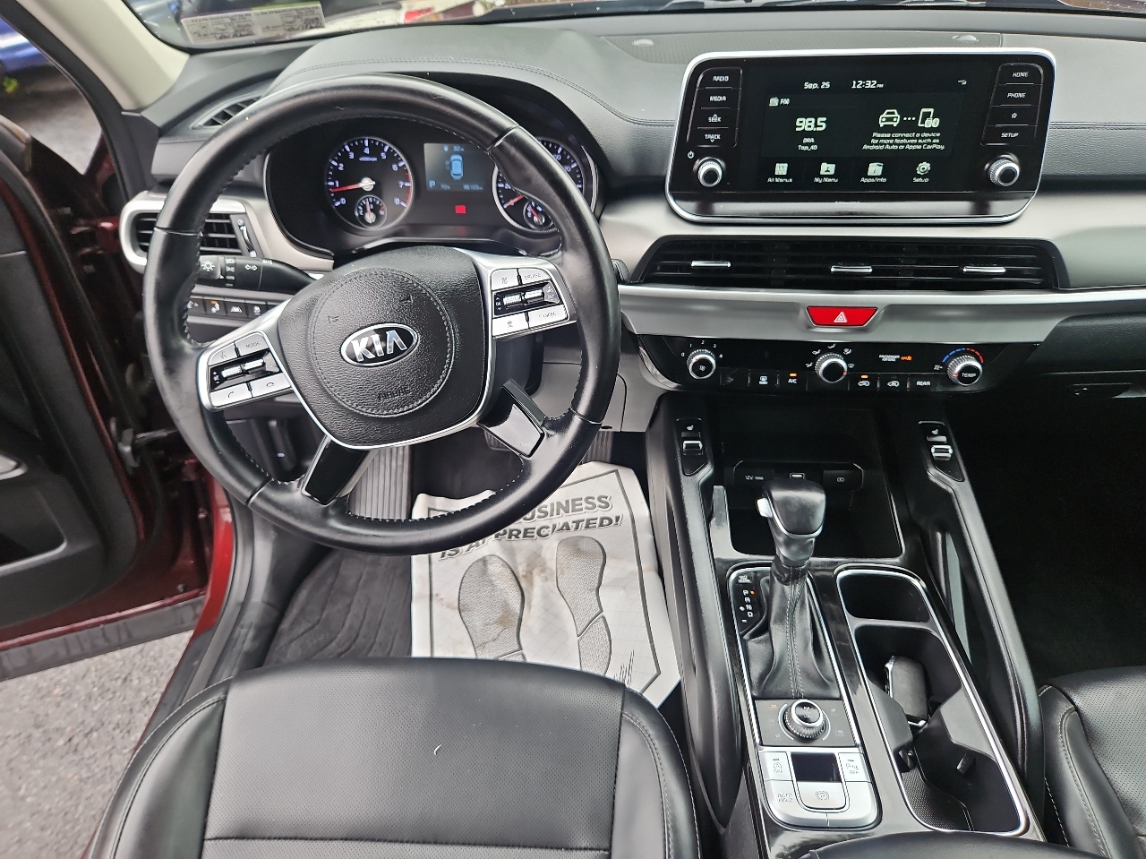 2020 Kia Telluride S photo 26